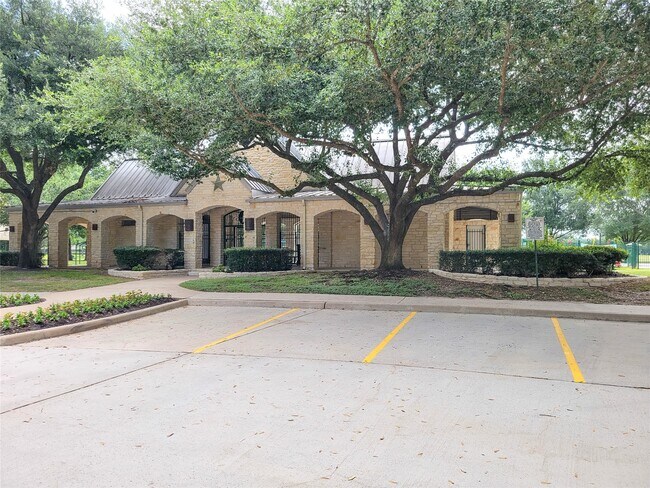 Building Photo - 17715 Laguna Trail Dr