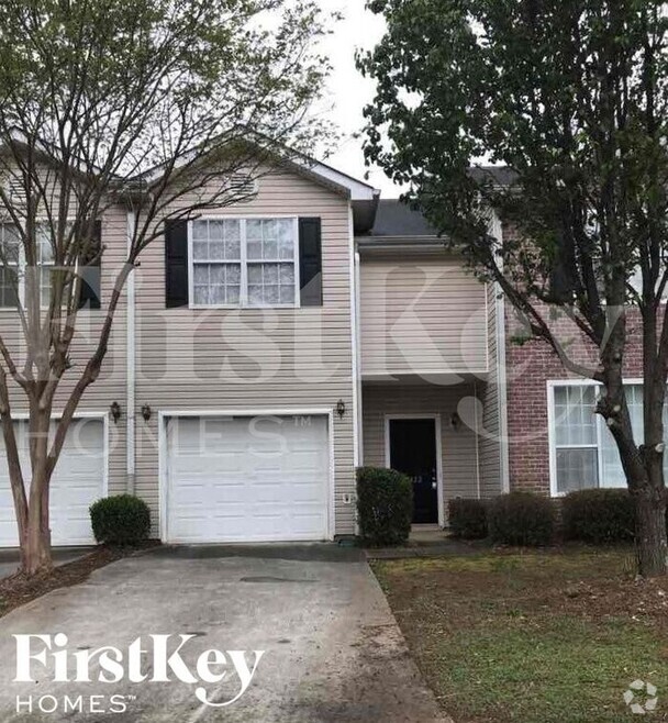 Building Photo - 2422 Brianna Dr
