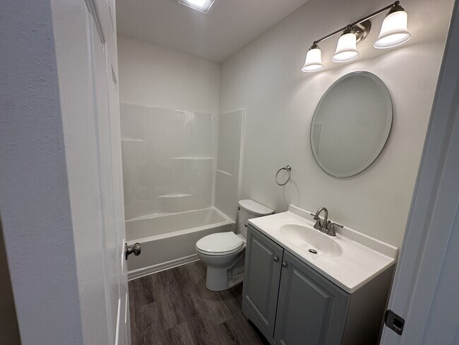 Building Photo - 14 Trappers Way