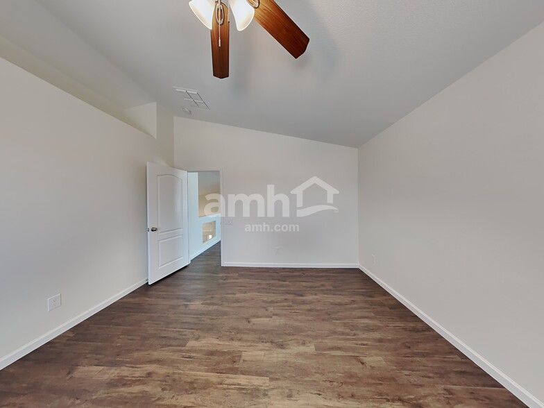 Building Photo - 12955 W Catalina Dr