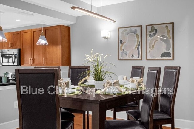 Building Photo - 14518 Damai Ln
