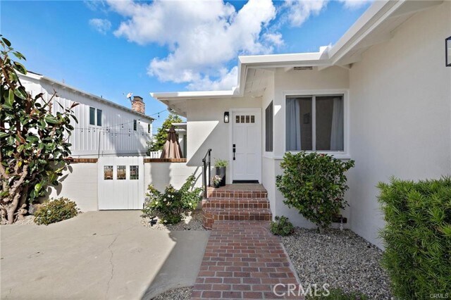 Building Photo - 226 La Jolla Dr