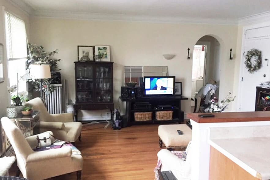 Building Photo - 910 Green Bay Rd