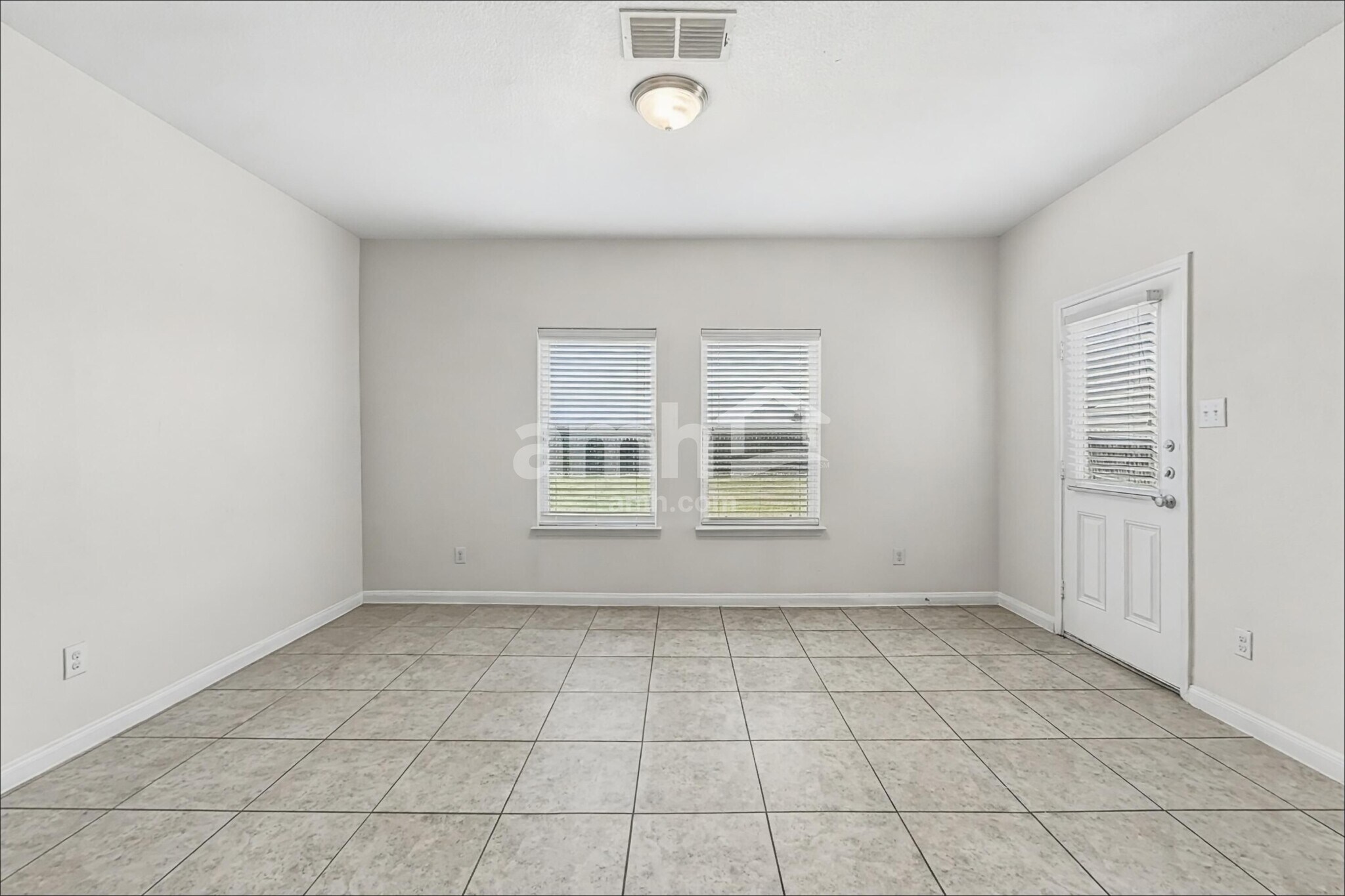 Building Photo - 8960 Blackhaw St