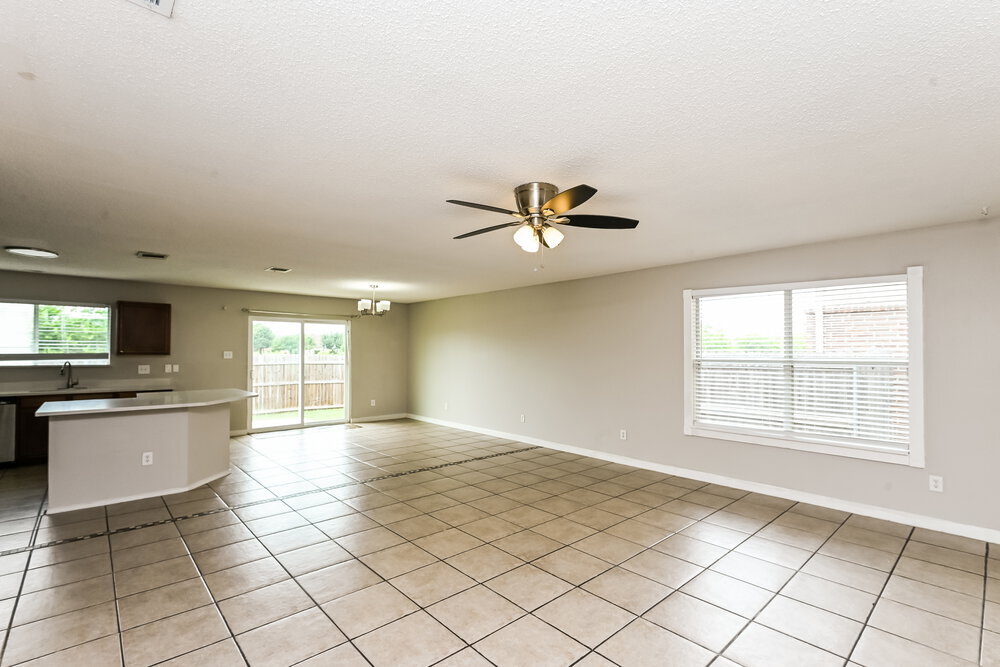 Building Photo - 10769 Braemoor Dr