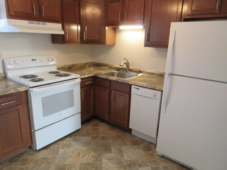 Primary Photo - 1062 Westmoreland Rd
