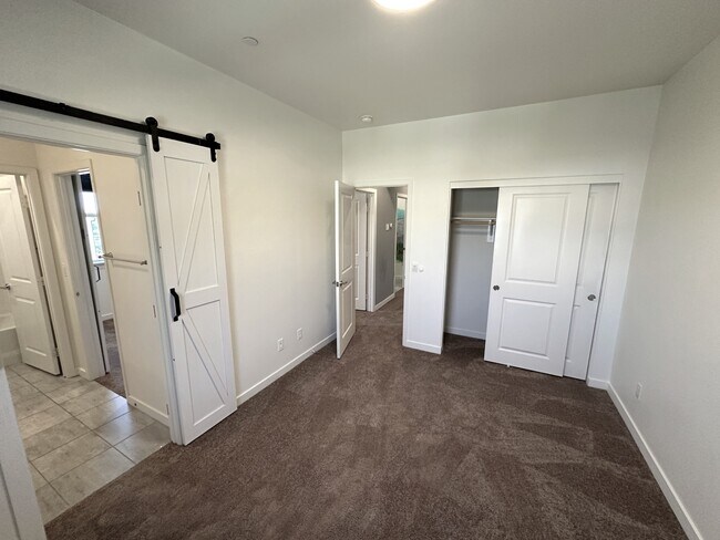 Building Photo - 35789 Breckyn Ln