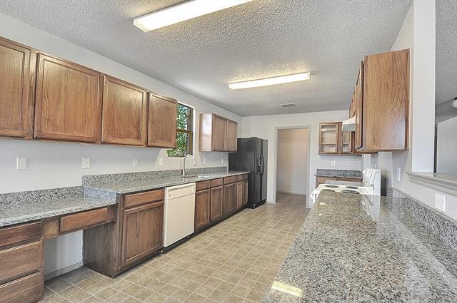 Building Photo - 3327 Andalusian Dr