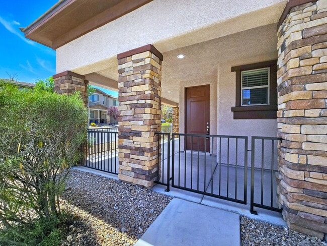 Building Photo - 5389 Hollymead Dr