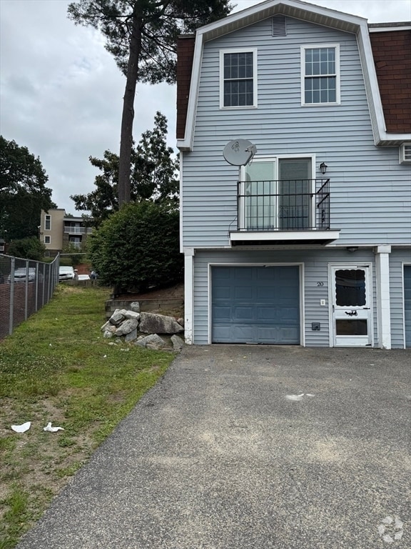 Building Photo - 1271 Pawtucket Blvd
