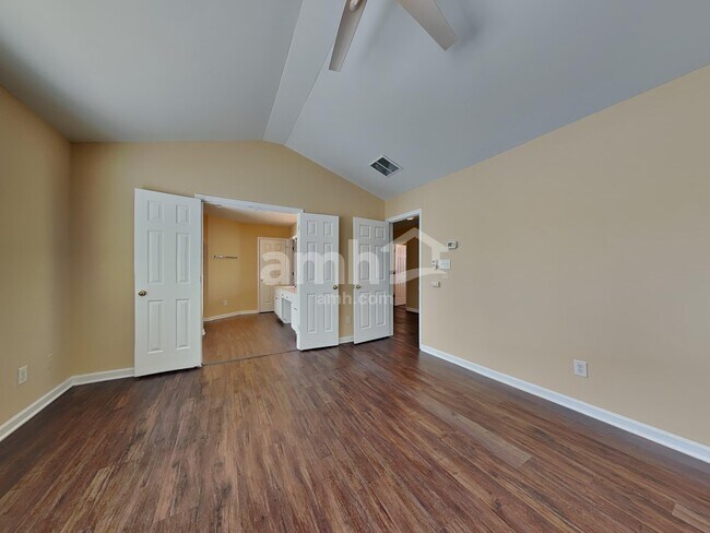 Building Photo - 1432 Cantwell Ct