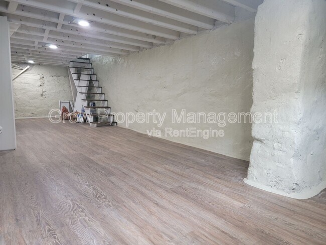 Building Photo - 3632 Earp St