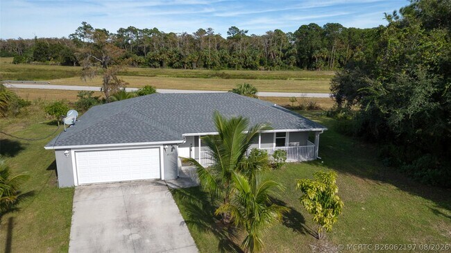 Building Photo - 8007 Royal Ct