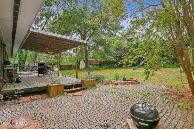 Building Photo - 1315 Kimwood Dr