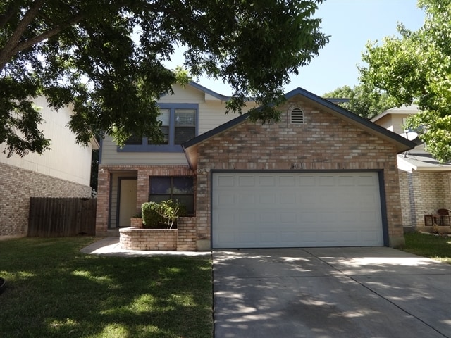 Building Photo - 4611 Camas