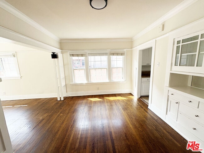 Building Photo - 1743 S Catalina St