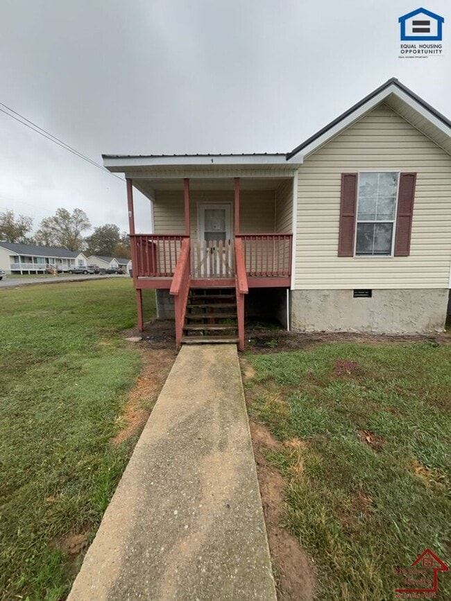 Primary Photo - 117 Dogwood Pointe Dr