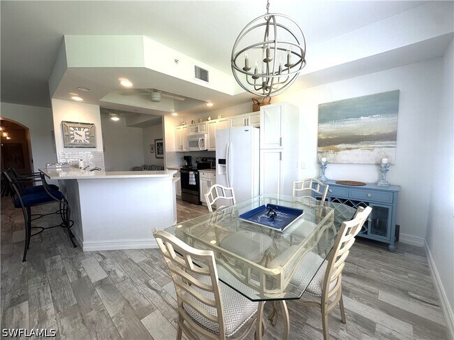 Building Photo - 2880 Cypress Trace Cir