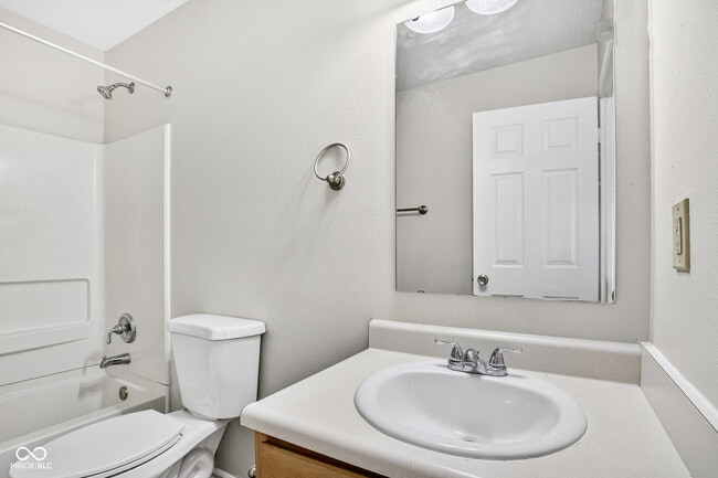 Building Photo - 6666 Black Antler Cir