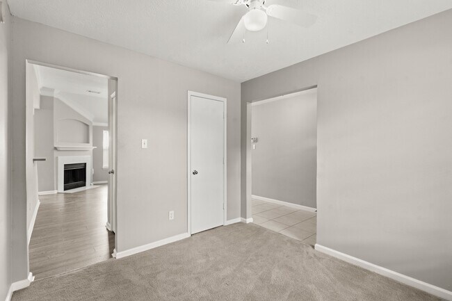 Building Photo - 21507 Bridgewater Pointe