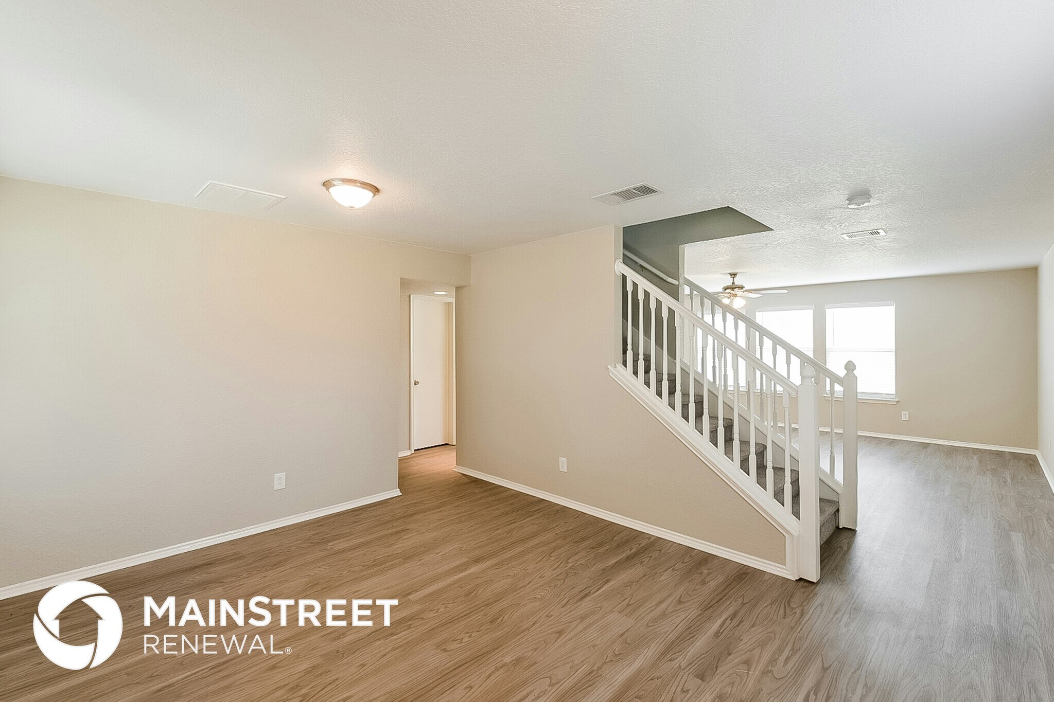 Building Photo - 8803 Mesa Vista