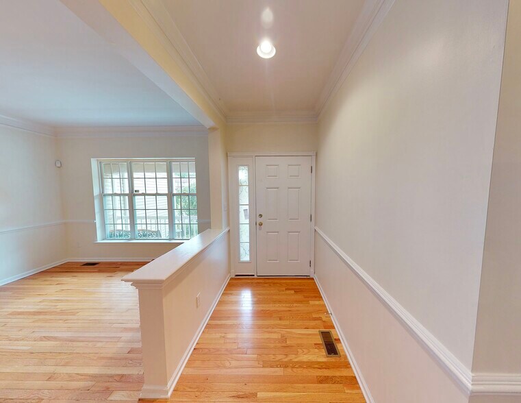 Building Photo - 1824 Big Ridge Dr