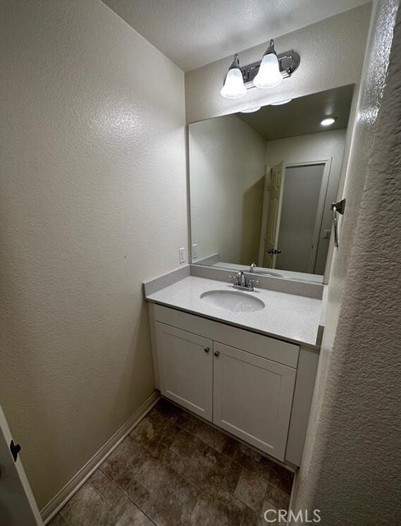 Building Photo - 5567 Seville Dr