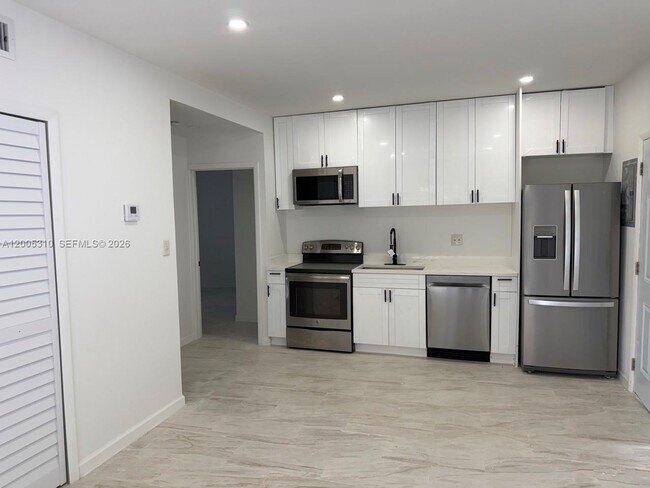 Building Photo - 2335 NW 68th St