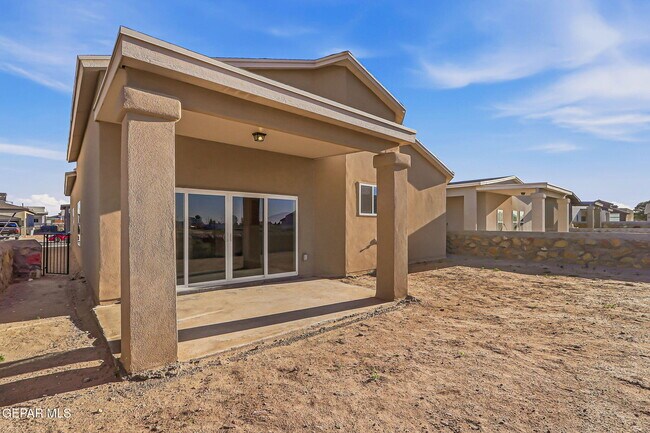 Building Photo - 957 Gulf Streams Ave
