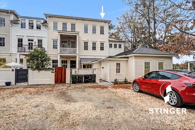 Building Photo - 1 Market-2