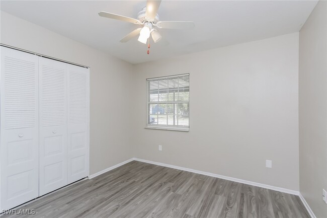 Building Photo - 5487 Kenwood Dr