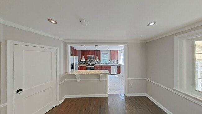 Building Photo - 2413 N 50th St