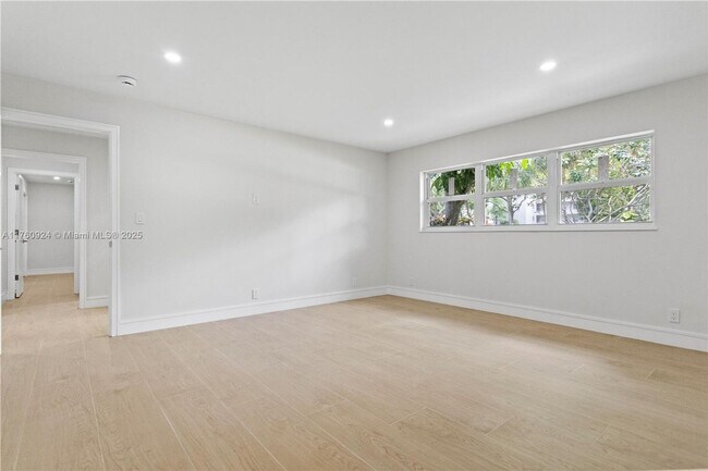 Building Photo - 809 Cypress Blvd