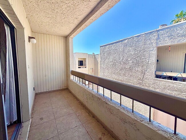 Building Photo - 3002 N 70th St