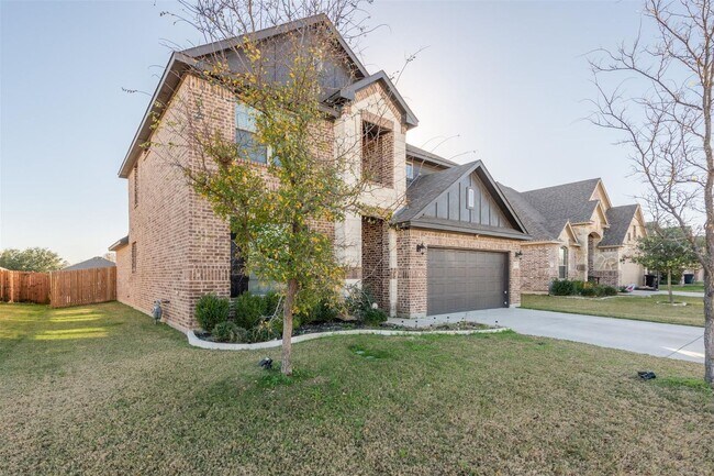Building Photo - MOVE-IN SPECIAL! This beautiful home, located in the desirable EMS-ISD is what you've been lookin...