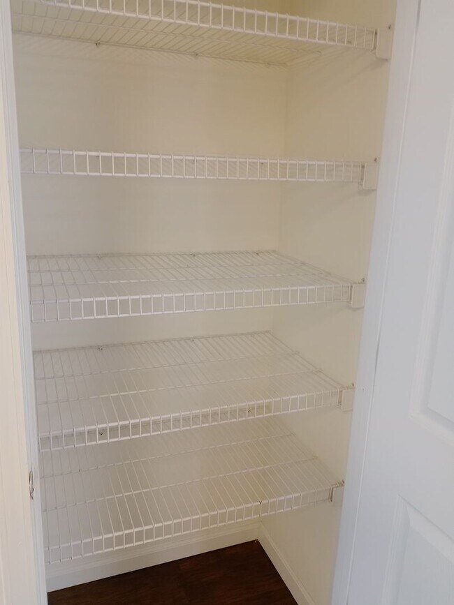 Building Photo - 3527-3529 Prescott Dr.