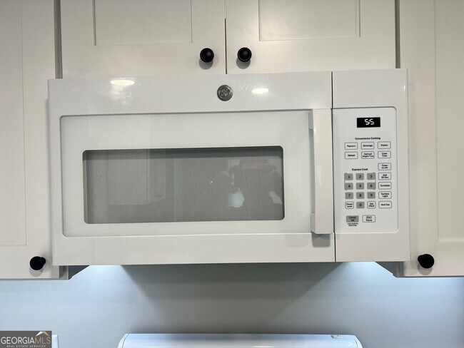 Building Photo - 416 Gordon St