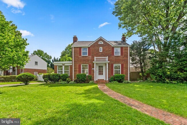 Building Photo - 2200 Windham Ln
