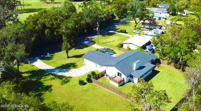 Building Photo - 5609 Hyde Park Cir