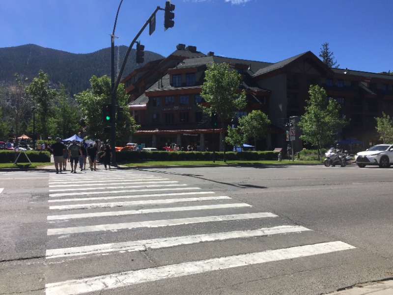 Building Photo - 4005 Cedar Ave