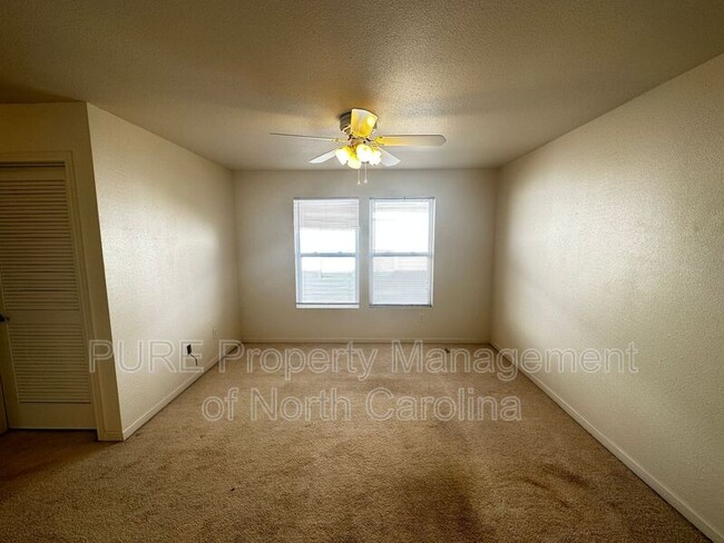 Building Photo - 723 Skywatch Ln
