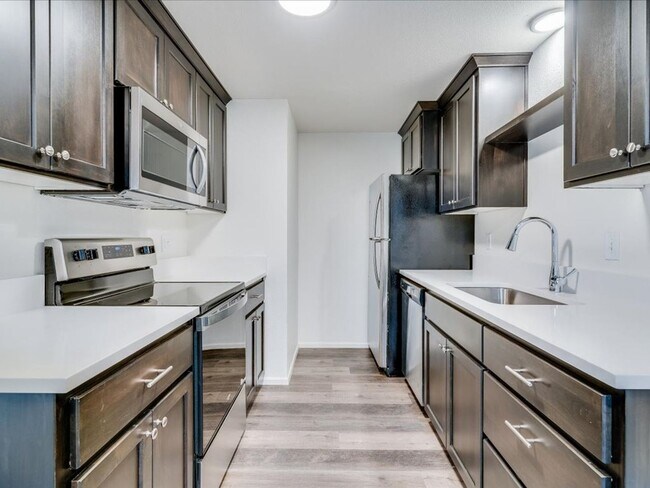 Interior Photo - Barclay Square Apartments