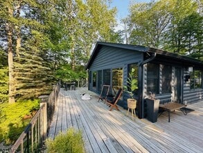 Building Photo - 523 Upper Highland Lakes Dr