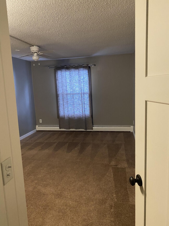 Building Photo - 946 Westbrooke Way
