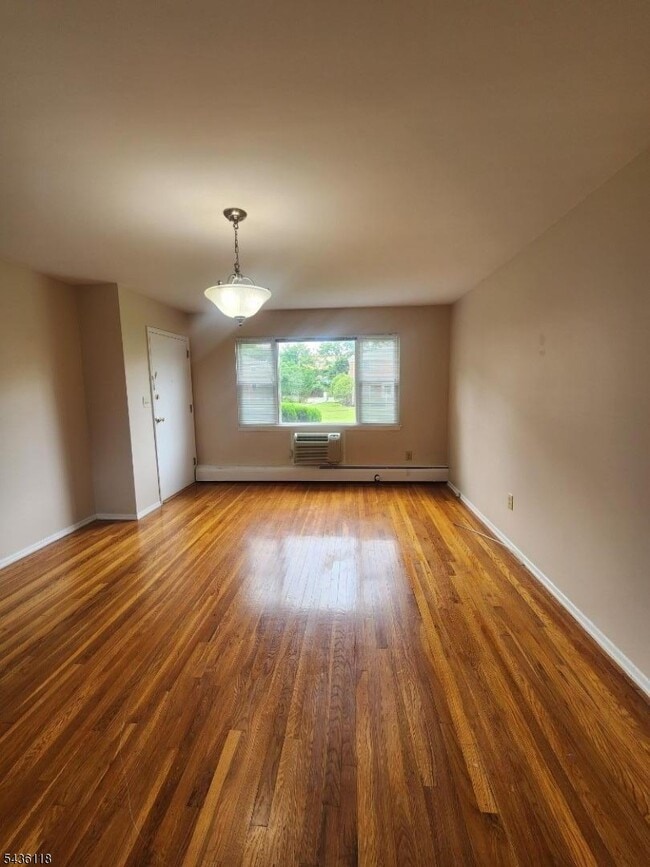 Building Photo - 43 Conforti Ave
