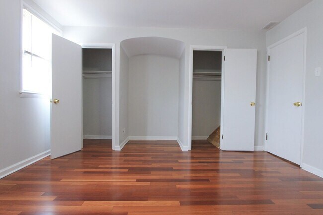 Building Photo - 8613 Gilbert St