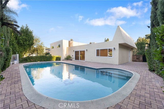 Building Photo - 4121 Picasso Ave