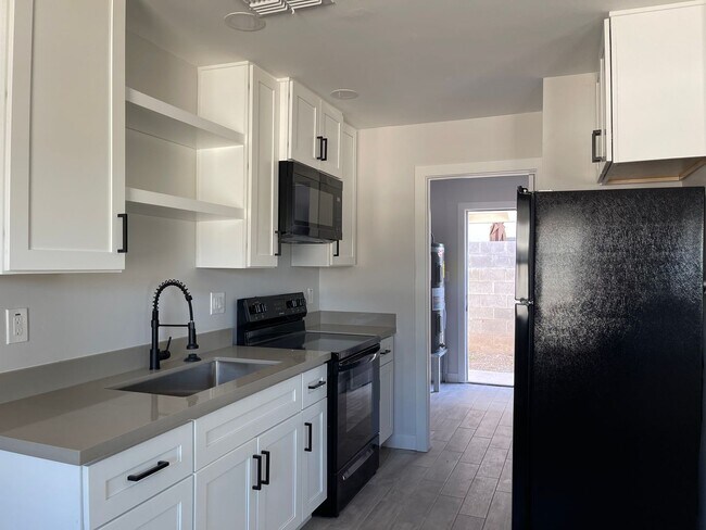 Building Photo - Charming 1 bed 1 bath in great location!