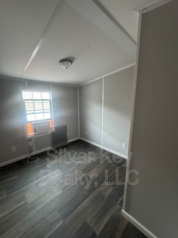 Building Photo - 3000 US-11