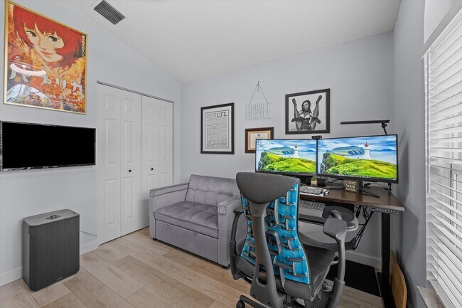 Building Photo - 1664 Oak Berry Cir